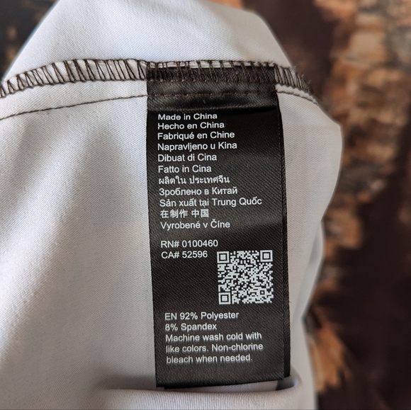 NWOT Kavu Tempe Shirt Rocky Mountain Tie Dye Medium Gorpcore Hiking Travel - Picture 6 of 8